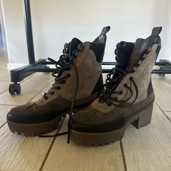 Louis Vuitton Laureate Platform Desert Boot - Picture 4 of 6